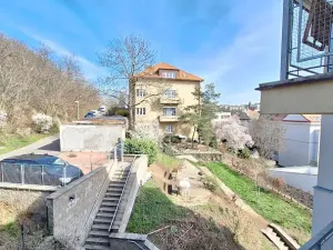 Pronájem bytu 1+1, Praha - Smíchov, Podbělohorská, 45 m2