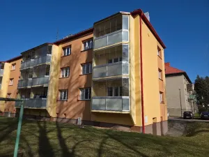Prodej bytu 3+1, Frenštát pod Radhoštěm, Školská čtvrť, 67 m2