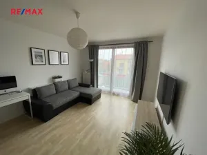 Pronájem bytu 2+kk, Hostivice, B. Němcové, 48 m2