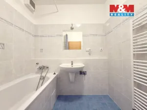 Pronájem bytu 2+kk, Praha, Pod Haltýřem, 45 m2