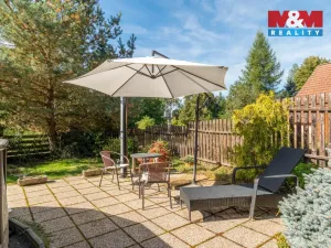 Prodej rodinného domu, Hajany, 285 m2