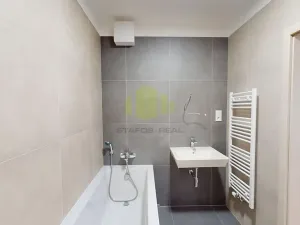 Pronájem bytu 2+kk, Olomouc, Topolová, 55 m2