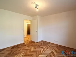 Pronájem bytu 2+1, Praha - Libeň, Pod Čertovou skalou, 60 m2