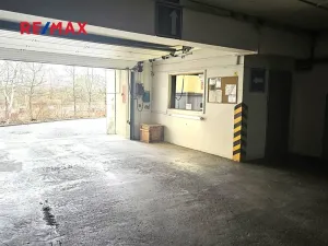 Pronájem garážového stání, Praha - Stodůlky, Volutová, 13 m2