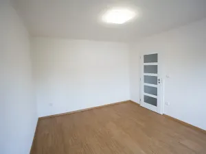 Pronájem bytu 1+1, Sezimovo Ústí, Lipová, 31 m2