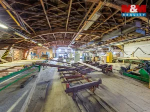 Prodej výrobních prostor, Nejdek, Závodu míru, 2388 m2