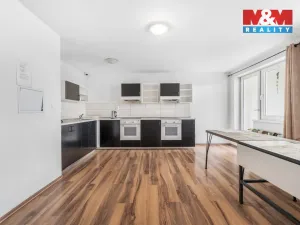 Prodej činžovního domu, Milovice, Topolová, 3337 m2