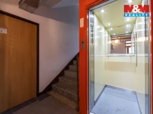 Prodej bytu 2+1, Cheb, Boženy Němcové, 62 m2