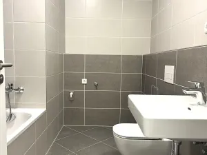 Pronájem bytu 2+kk, Praha - Dolní Měcholupy, Honzíkova, 50 m2