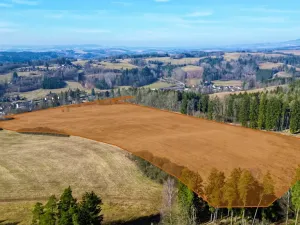 Prodej louky, Hostinné, 102316 m2