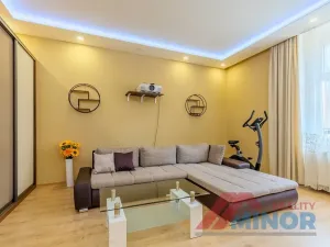 Prodej bytu 3+1, Slaný, Ouvalova, 94 m2