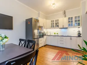 Prodej bytu 3+1, Slaný, Ouvalova, 94 m2