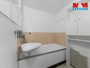 Pronájem bytu 2+1, Ústí nad Labem - Severní Terasa, Stavbařů, 62 m2