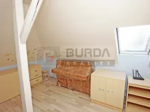 Pronájem rodinného domu, Neratovice, 246 m2