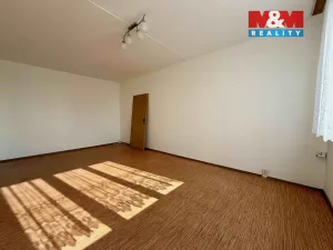 Pronájem bytu 1+1, Žatec, Javorová, 34 m2