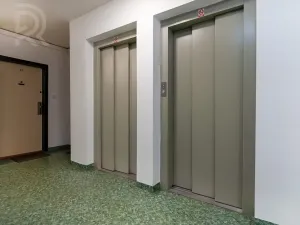 Pronájem bytu 3+1, Praha - Krč, Točitá, 69 m2