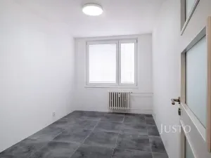 Pronájem bytu 2+kk, Praha - Komořany, Na Komořsku, 43 m2