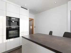 Prodej bytu 3+1, Opava, Holasická, 65 m2