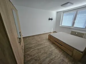 Prodej bytu 1+1, Zlín, Dlouhá, 31 m2