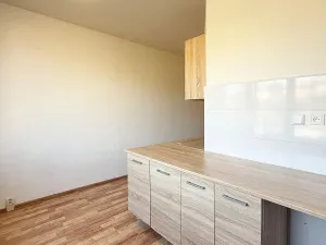 Pronájem bytu 2+1, Klášterec nad Ohří, Jana Ámose Komenského, 60 m2