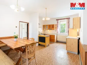 Prodej rodinného domu, Bousov, 200 m2