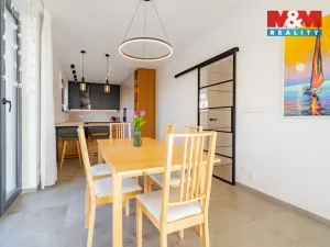Prodej rodinného domu, Předboj, K Parku, 297 m2