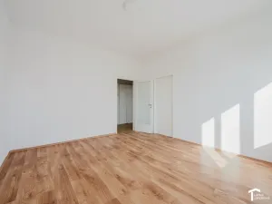 Pronájem bytu 2+1, Pardubice - Zelené Předměstí, Sukova třída, 90 m2