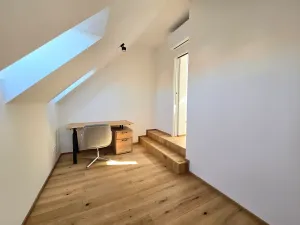 Pronájem ubytování, Praha - Vršovice, Ruská, 84 m2