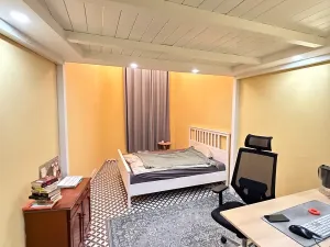 Pronájem bytu 2+kk, Praha - Malá Strana, Letenská, 45 m2