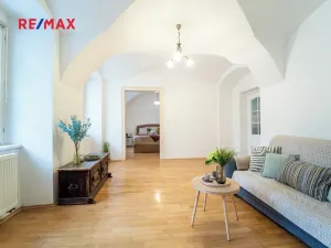 Prodej bytu 3+1, Praha - Malá Strana, Nebovidská, 57 m2