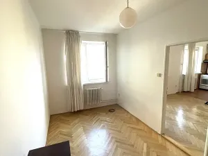 Pronájem bytu 2+kk, Praha - Vinohrady, Pod Rapidem, 47 m2