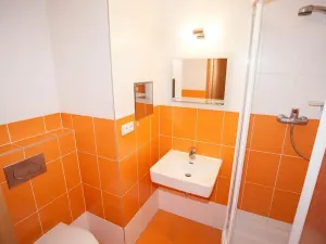Pronájem bytu 1+kk, Praha - Holešovice, Poupětova, 35 m2