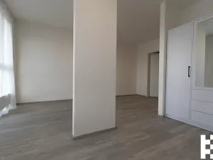Pronájem bytu 1+kk, Kralupy nad Vltavou, Nádražní, 38 m2