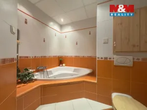 Prodej bytu 4+1, Most, Františka Malíka, 97 m2