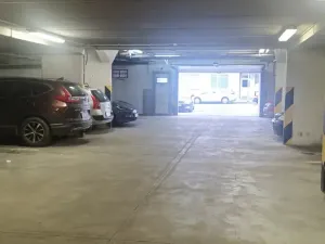 Pronájem garážového stání, Praha - Záběhlice, Záběhlická, 12 m2