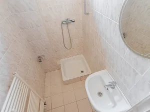 Pronájem domu, Praha - Žižkov, Na Jarově, 126 m2