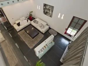 Pronájem domu, Praha - Modřany, Herrmannova, 230 m2