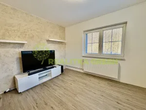 Pronájem bytu 2+1, Provodov, 60 m2