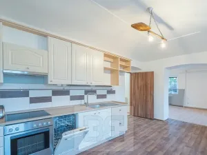 Pronájem bytu 3+1, Tuchoměřice, 70 m2