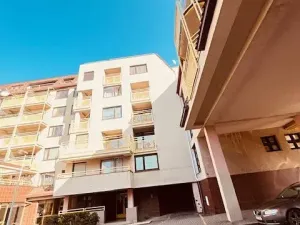 Pronájem bytu 3+1, Praha - Vokovice, Ke dvoru, 80 m2