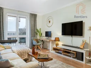 Pronájem bytu 2+1, Praha - Kobylisy, Březiněveská, 69 m2