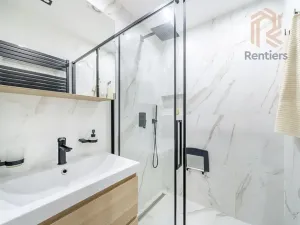 Pronájem bytu 2+1, Praha - Kobylisy, Březiněveská, 69 m2