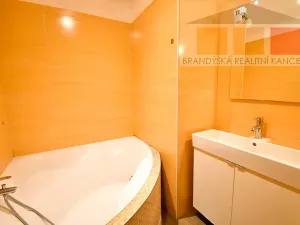 Pronájem bytu 2+kk, Praha - Vysočany, Na břehu, 53 m2