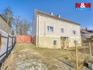 Prodej rodinného domu, Kladruby, Husova, 131 m2