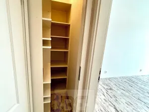 Pronájem bytu 4+kk, Praha - Kbely, Pod Nouzovem, 114 m2