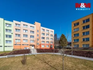 Prodej bytu 4+1, Volary, Sídl. Míru, 80 m2
