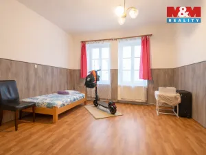 Prodej bytu 4+1, Nový Bor - Arnultovice, Gen. Svobody, 97 m2