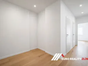 Prodej bytu 2+1, Zlín, Benešovo nábřeží, 56 m2