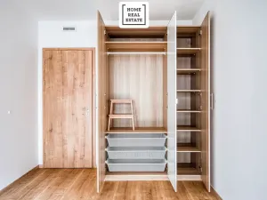 Pronájem bytu 2+kk, Praha - Vysočany, Kolbenova, 55 m2