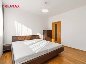 Pronájem bytu 4+kk, Praha - Smíchov, Smrčinská, 116 m2